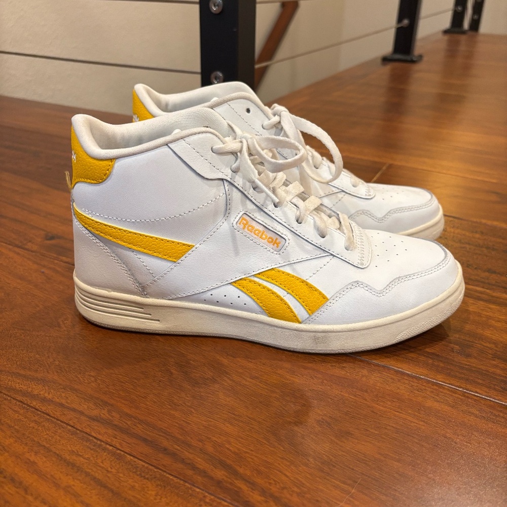 Reebok Club High Top Size 8.5